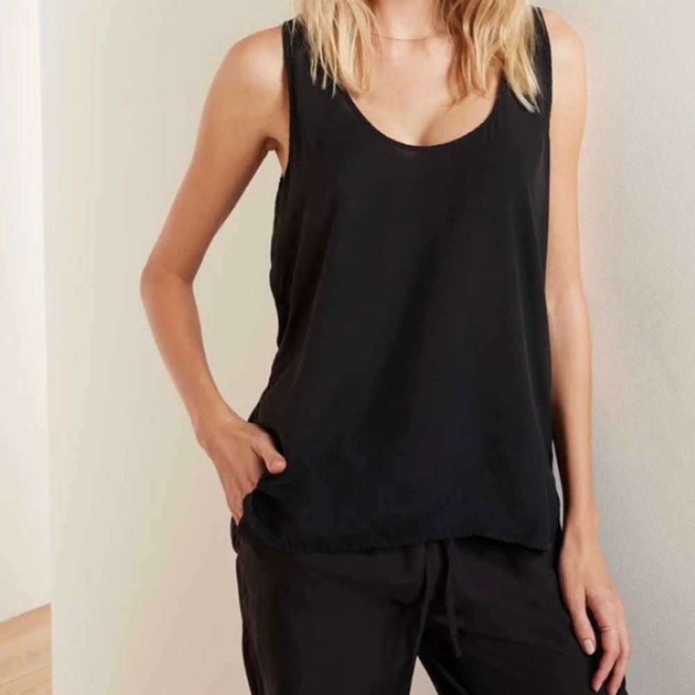 James Perse Lightweight layering TANK size 4